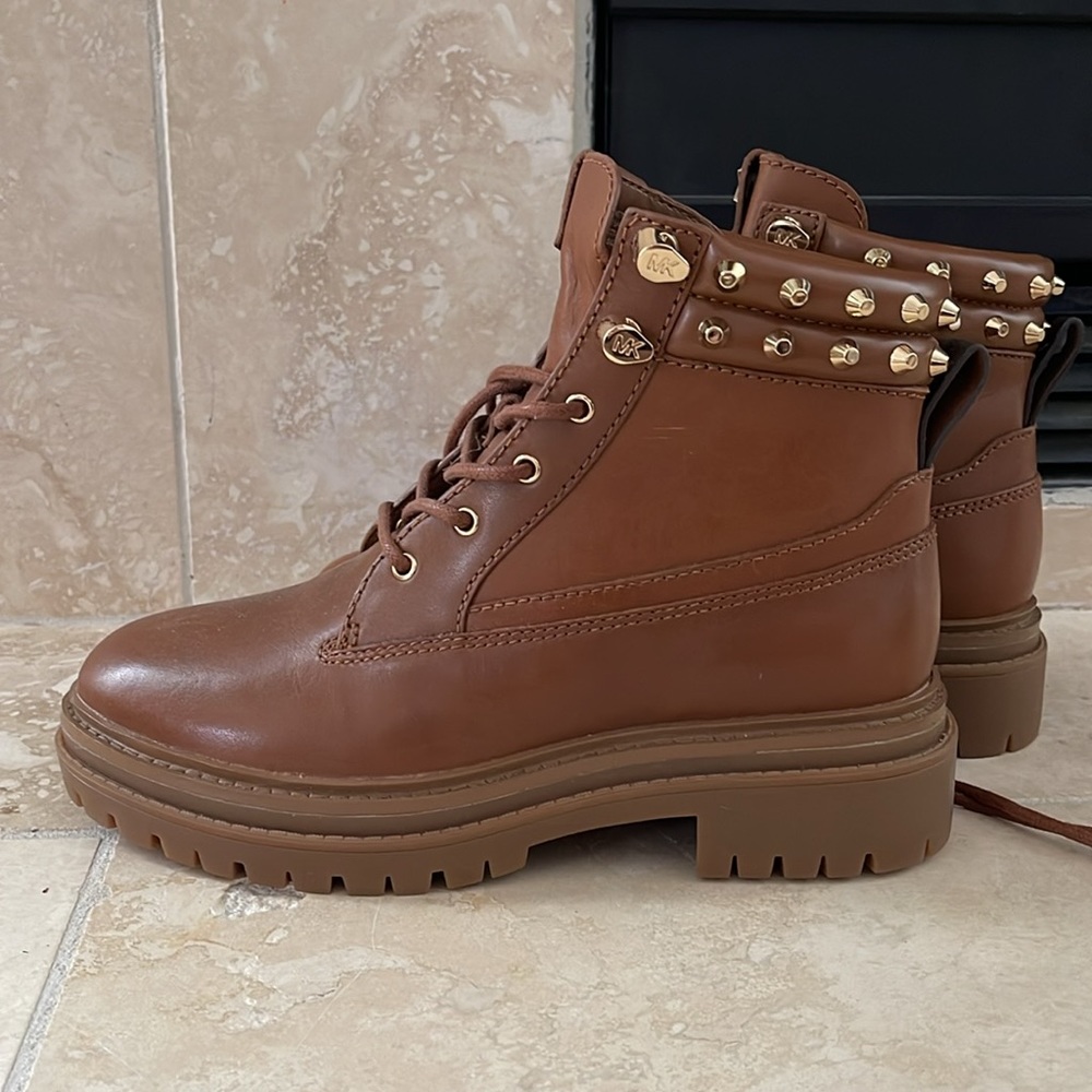 NWT Michael Kors boots